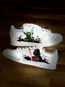 Lire la suite à propos de l’article Baskets Star Wars personnalisées : une création unique pour les fans de la saga